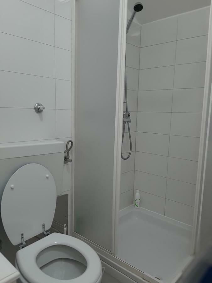 Ferienwohnung Studio Apartman Lady Njivice Exterior foto